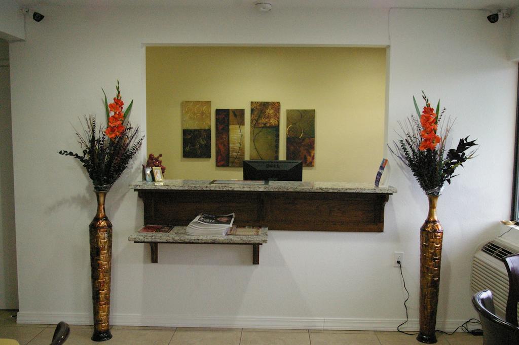 Nights Stay Hotel Tulsa Bagian luar foto