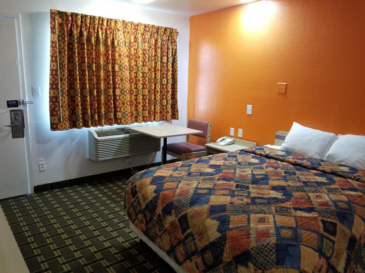 Nights Stay Hotel Tulsa Bagian luar foto